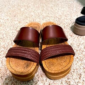 Reef slip on sandals